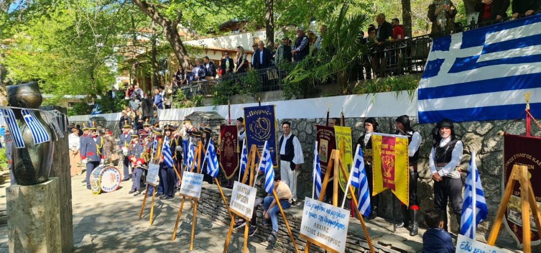 Τα Άνω Πορόια τίμησαν τους ήρωες της Ομορφοπλαγιάς Τάτσιος Σιντική λοχίας Ίτσιος