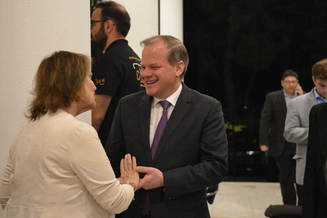 idrima konstantinos karamanlis politismos ahilleas karamanlis ethnarxis mendoni 2