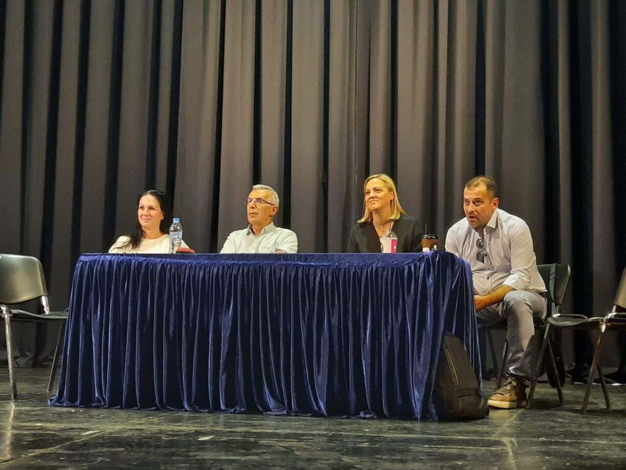 Βαρβάρα Μητλιάγκα: «Θέλουμε τα σχολεία μας να λειτουργούν με ασφάλεια» – Συνάντηση με τους Διευθυντές των Σχολείων